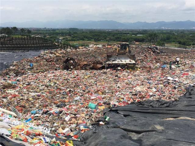 關(guān)注丨珠穆朗瑪峰成了一座“垃圾峰”？